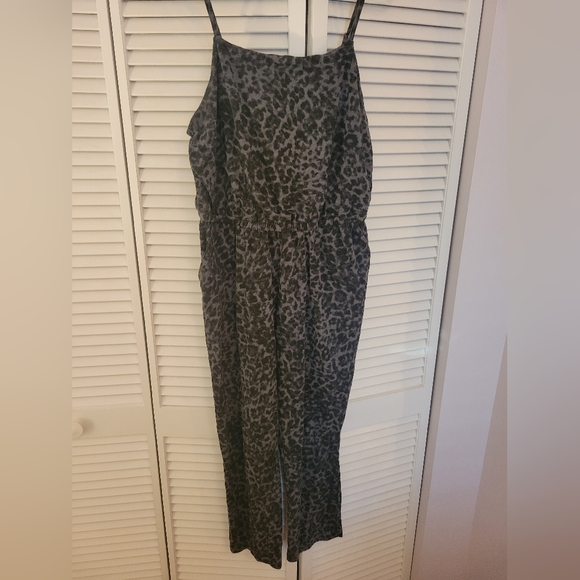 Casual Leopard Jumpsuit - Picture 1 of 3